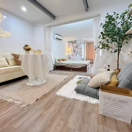 Studio In Night Market - Delapong Homestay Hang Ngang